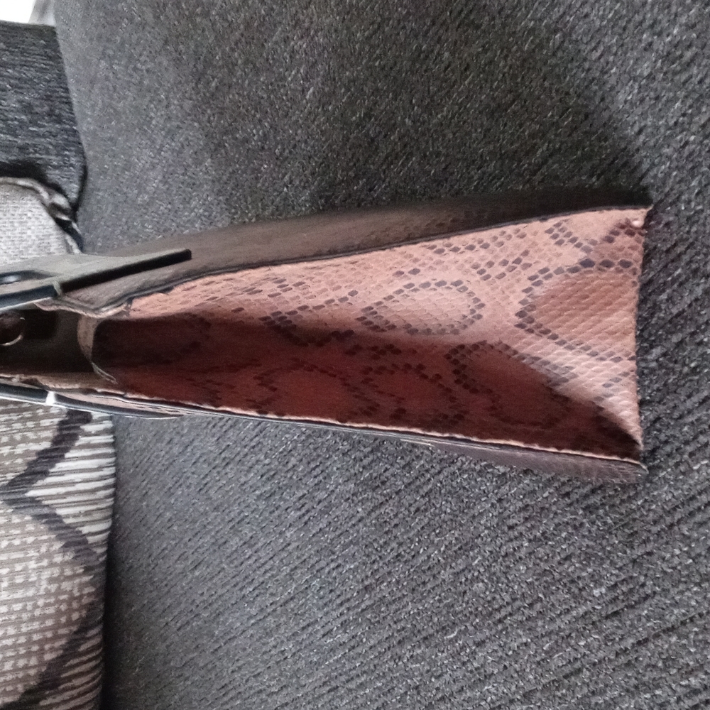 🆕 🐍HTF Vince Camuto🐍 - "Kenni" Ombre Snakeskin Print Satchel w/Square Handle - Picture 8 of 13